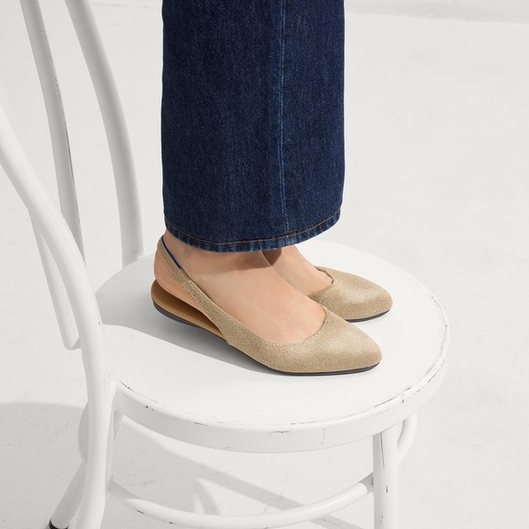 Rothys The Almond Slingback Gold Metallic Knit Flats Womens 6.5 Washable - Picture 2 of 11